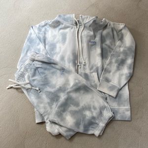 LEVI’S SWEATSUIT NWT